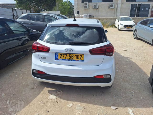 מודעת רכב יונדאי i20 2