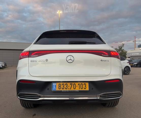 מרצדס-בנץ EQE SUV