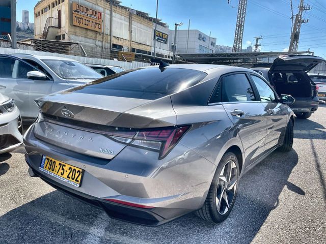 יונדאי אלנטרה