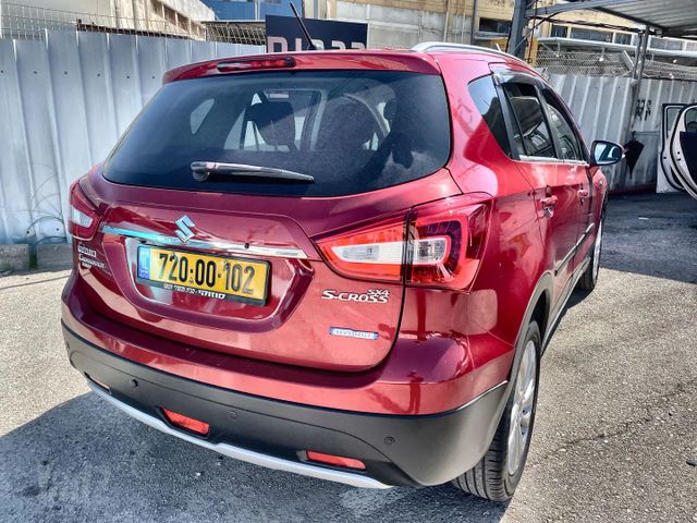 סוזוקי S-Cross