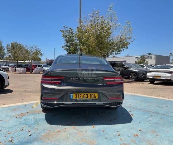 ג'נסיס G80