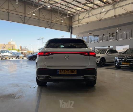 מרצדס-בנץ EQE SUV