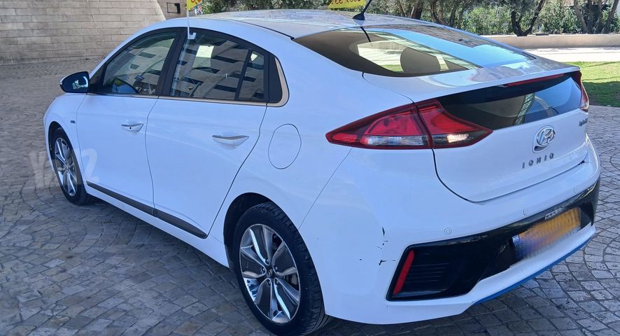 מודעת רכב יונדאי איוניק 2