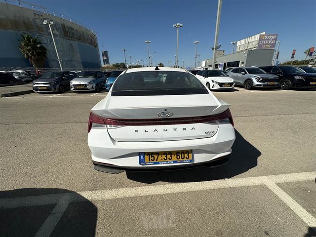 יונדאי אלנטרה