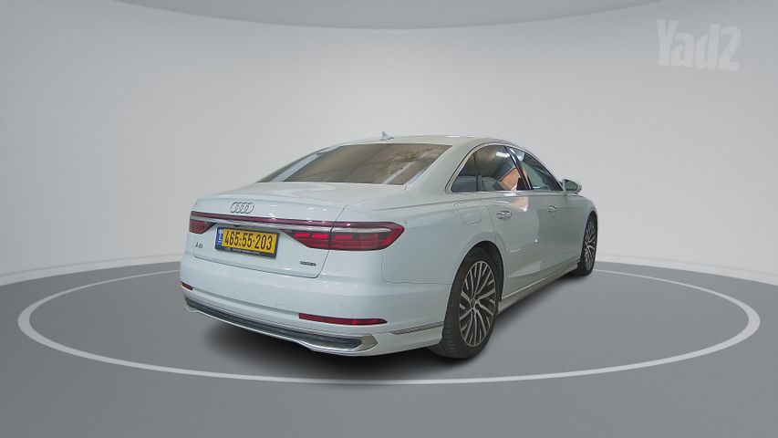 אאודי A8