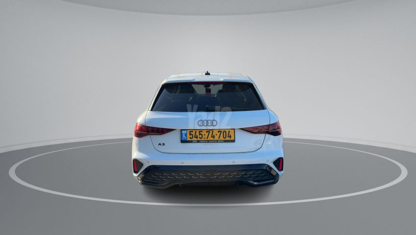 אאודי A3
