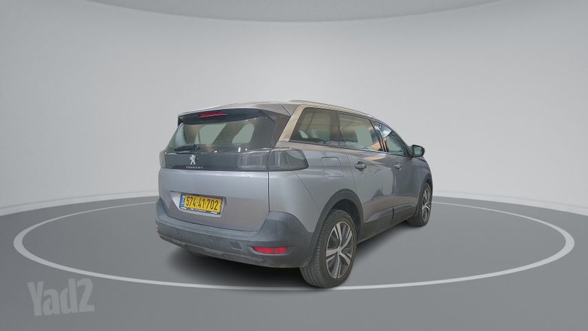 פיג'ו 5008