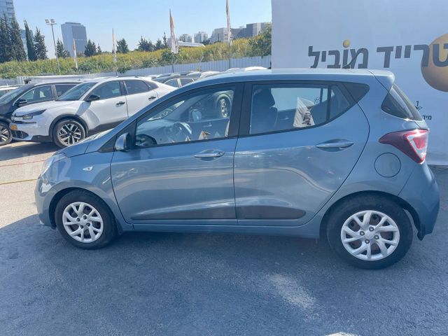 יונדאי i10