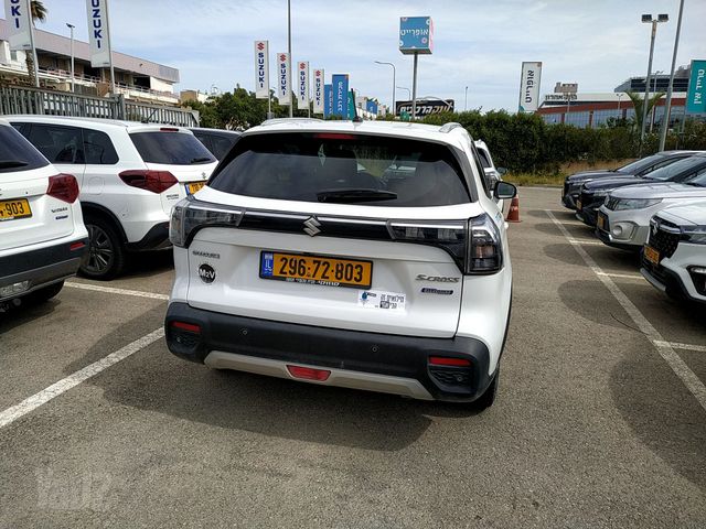 סוזוקי S-Cross