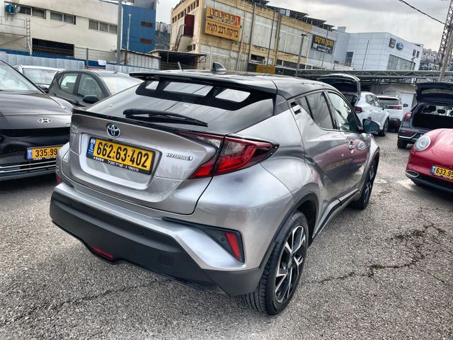 טויוטה C-HR