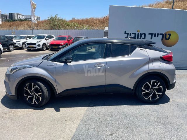 טויוטה C-HR