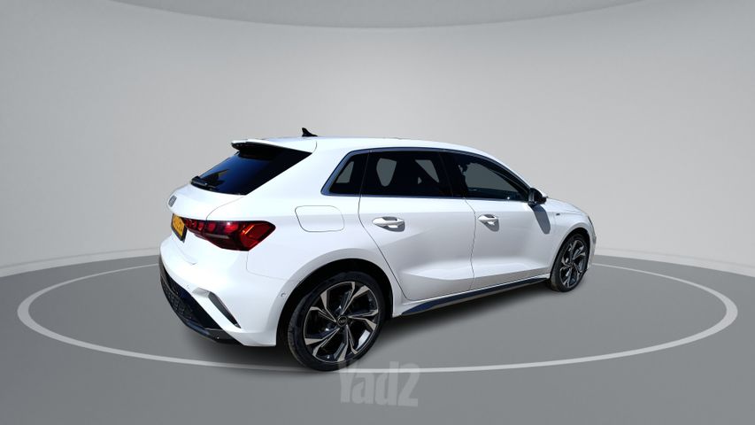 אאודי A3