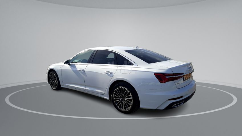 אאודי A6