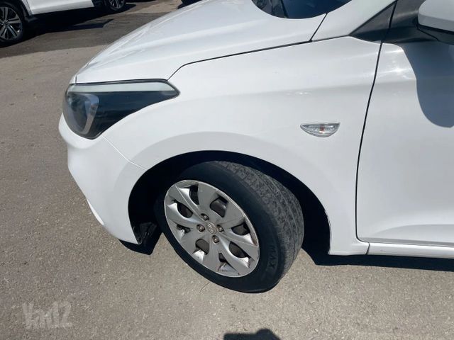 יונדאי i20