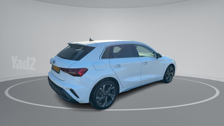 אאודי A3