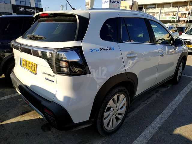 סוזוקי S-Cross