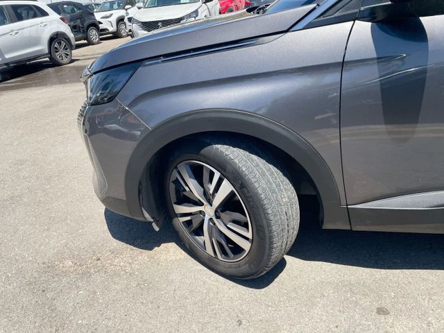 פיג'ו 3008