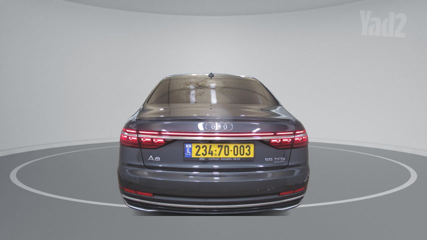 אאודי A8