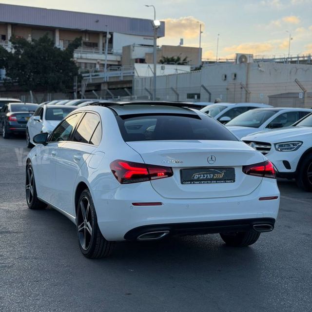 מרצדס-בנץ A-class