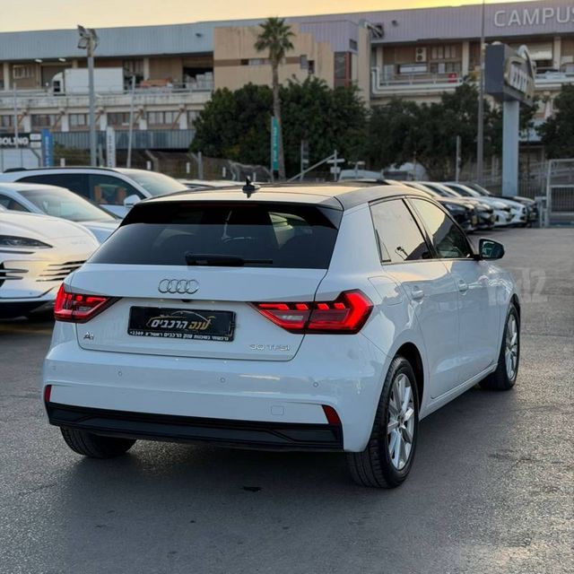 אאודי A1