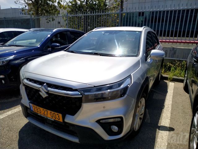 סוזוקי S-Cross