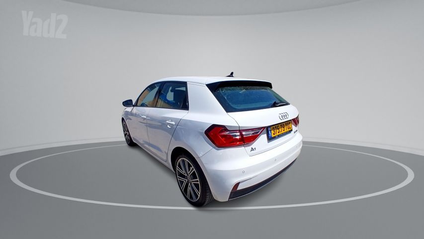 אאודי A1