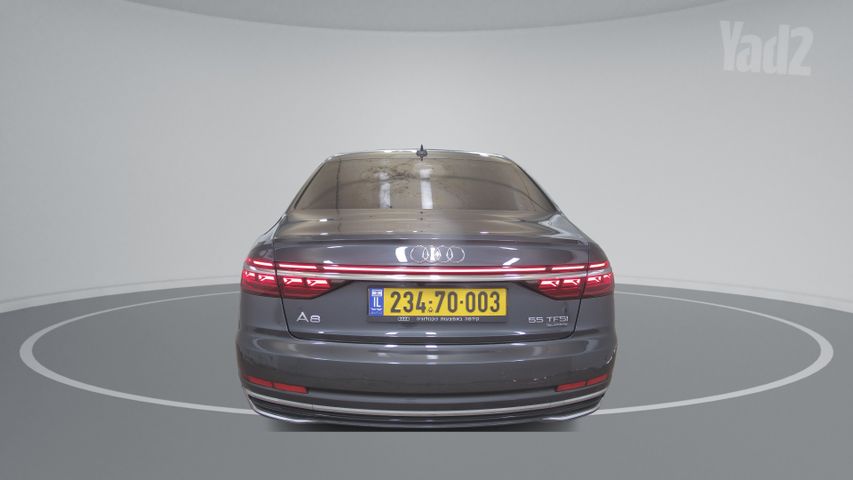 אאודי A8