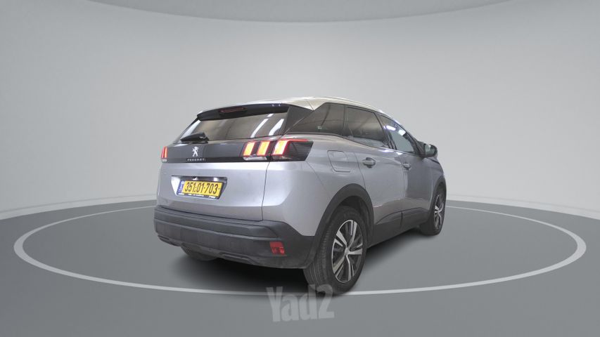 פיג'ו 3008