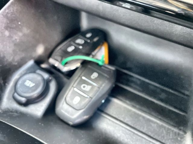 פיג'ו 208