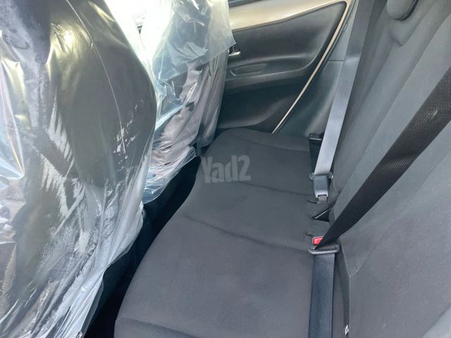 טויוטה אייגו X