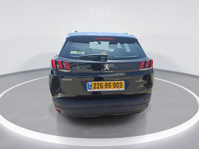 פיג'ו 3008