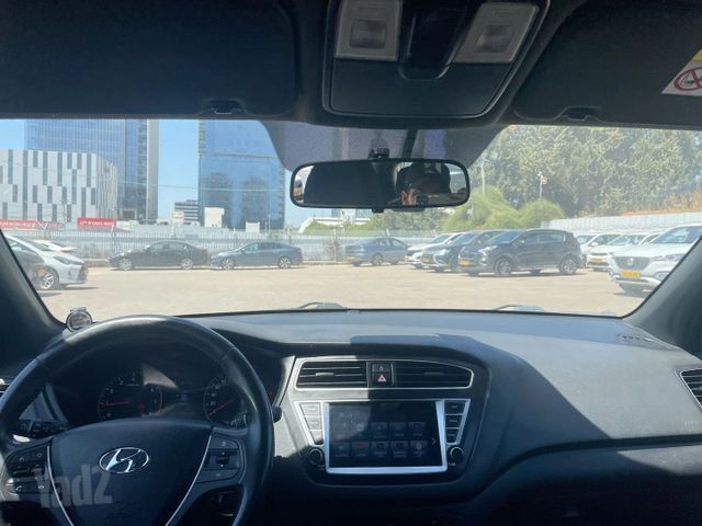 יונדאי i20