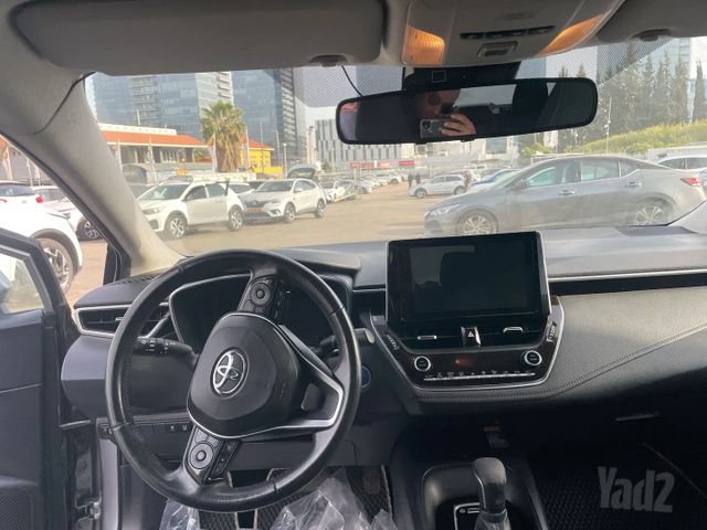 טויוטה קורולה