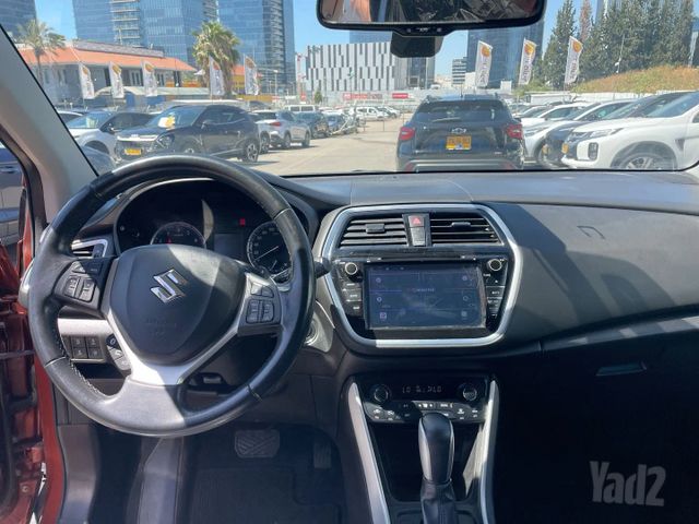 סוזוקי S-Cross
