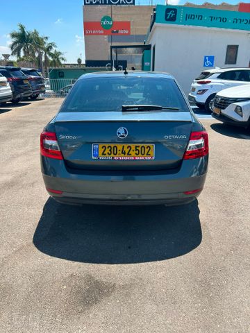 סקודה אוקטביה