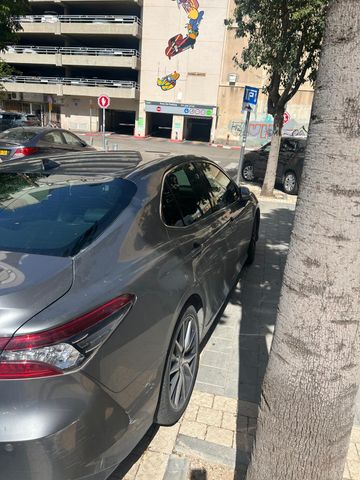 טויוטה קאמרי