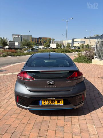 יונדאי איוניק