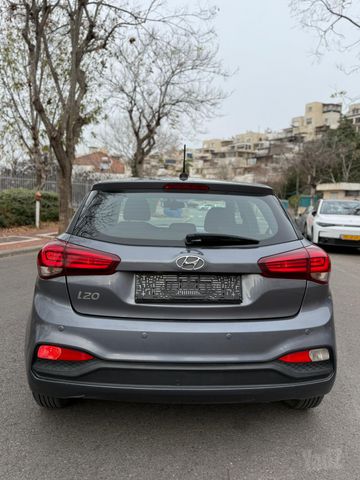יונדאי i20