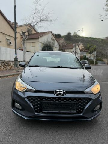 מודעת רכב יונדאי i20