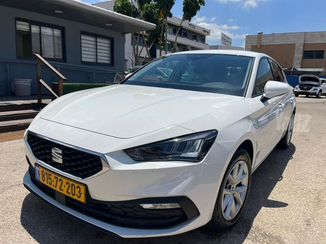 מודעת רכב סיאט לאון