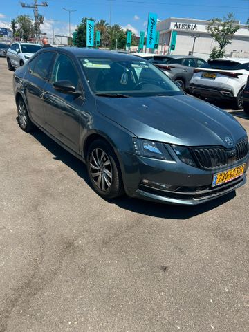 סקודה אוקטביה