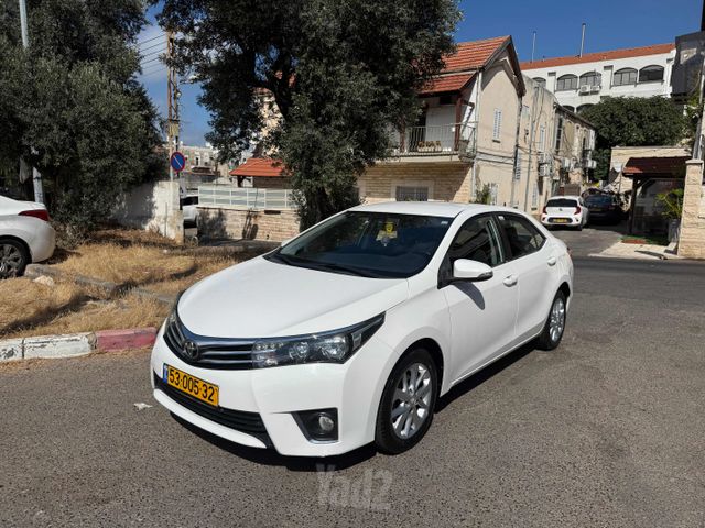 מודעת רכב טויוטה קורולה