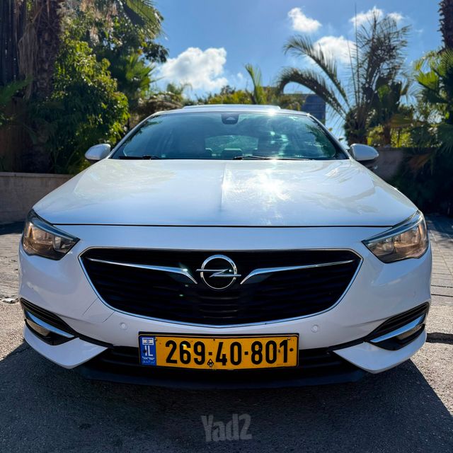 אופל אינסיגניה