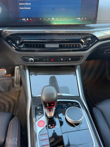 ב מ וו M2 