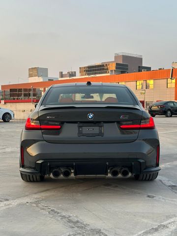 ב מ וו M3