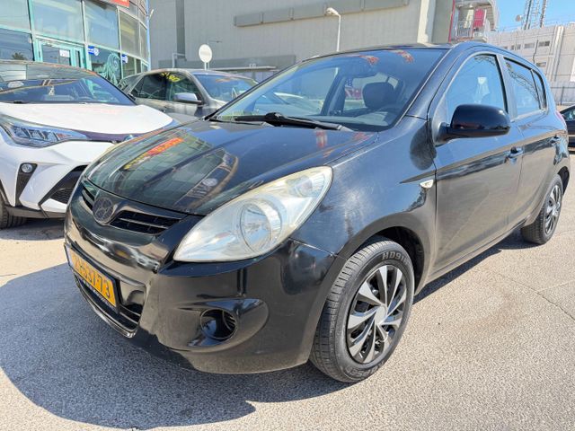 מודעת רכב יונדאי i20