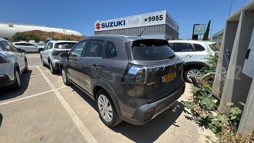 סוזוקי S-Cross