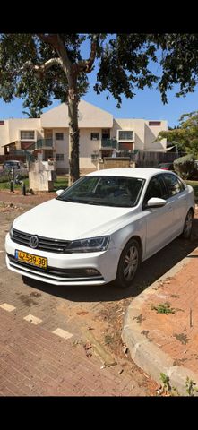 מודעת רכב פולקסווגן ג'טה 