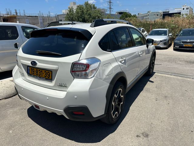 סובארו XV