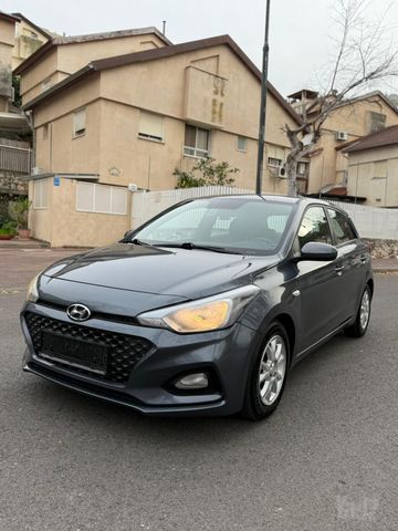 יונדאי i20